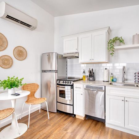 Stay Portland - Beach Vibes Getaway Near Burnside & Laurelhurst! Exterior photo